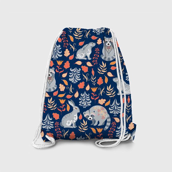 Рюкзак «Паттерн с зайцами, енотами, растениями и деревьями в фольклорном стиле на синем фоне.»