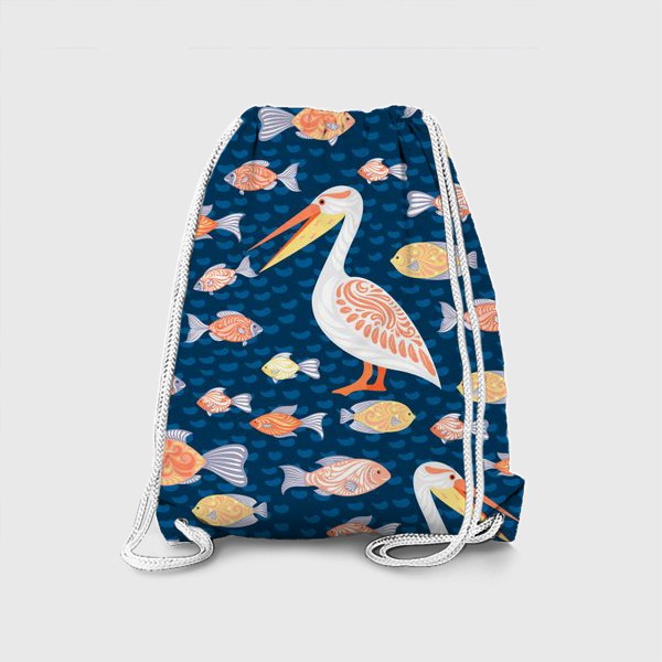 Рюкзак «Пеликаны и рыбы на синем морском фоне. »