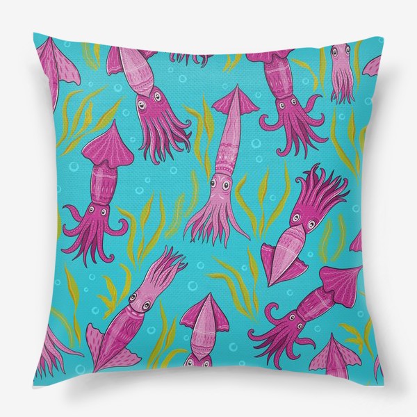Подушка «Сиренево-розовые кальмары с орнаментом на фоне моря. Кальмаро-паттерн.»