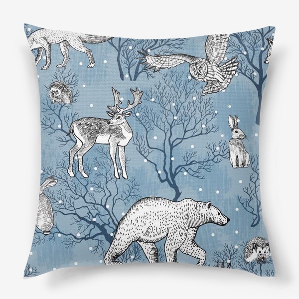 Подушка «Зимний паттерн с лесными зверями»