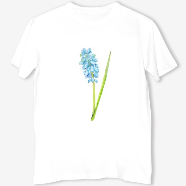 Футболка «Ботаническая акварельная иллюстрация, весенний голубой цветок, мускари (мышиный гиацинт)»