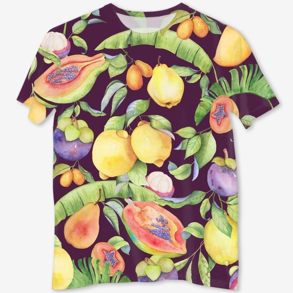 Футболка с полной запечаткой «Сочные тропические фрукты и цветы на фиолетовом: манго, лимоны, груши и папайа. Экзотические фрукты. Акварель»