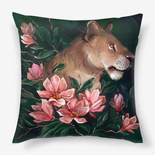 Подушка «Львица и цветы»