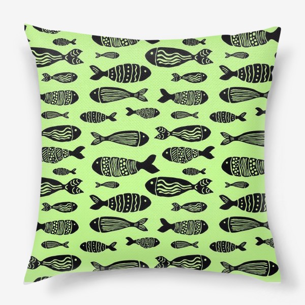 Подушка «Рыбы (черные на зеленом)»