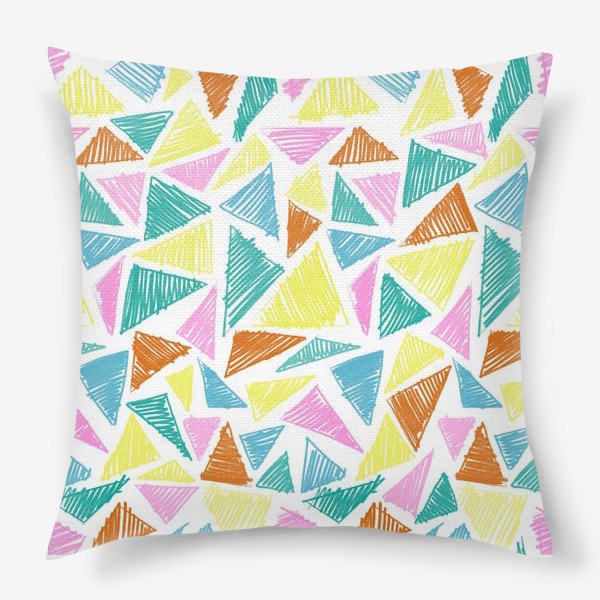 Подушка «Цветные треугольники»