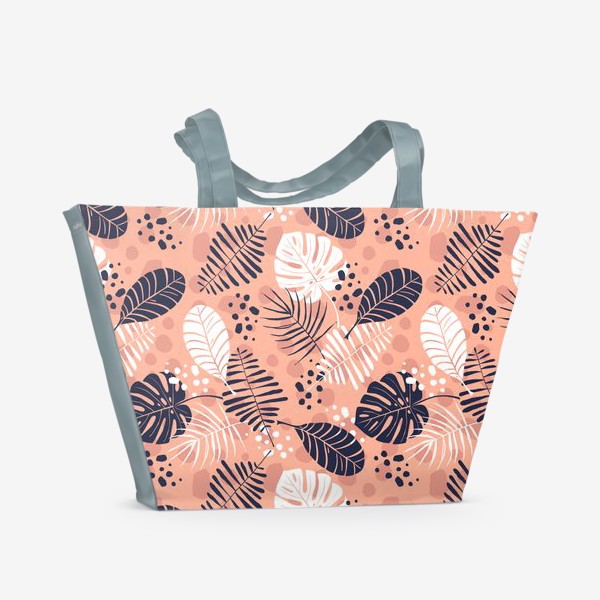 Пляжная сумка «паттерн с синими и белыми тропическими листьями на розовом фоне »