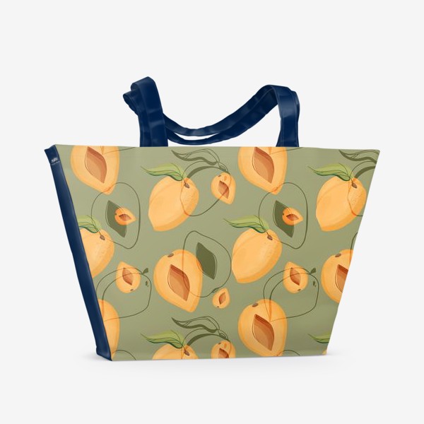 Пляжная сумка &laquo;Милые оранжевые абрикосы на зеленом фоне&raquo;