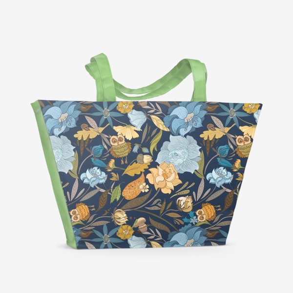 Пляжная сумка «Лесной осенний паттерн с совами и голубыми цветами на синем фоне»