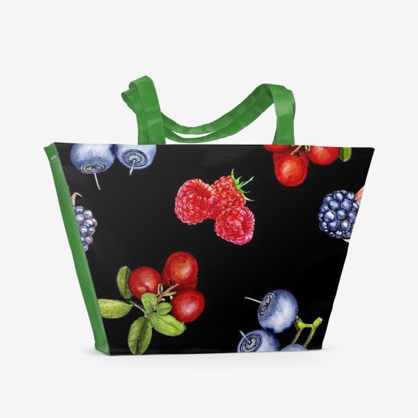 Пляжная сумка &laquo;Лесные ягоды на черном фоне.&raquo;