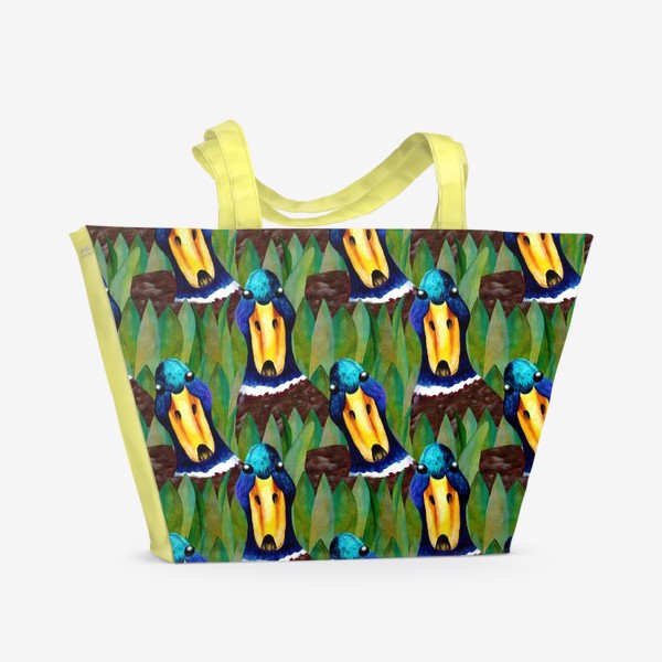 Пляжная сумка «Паттерн селезни в траве»