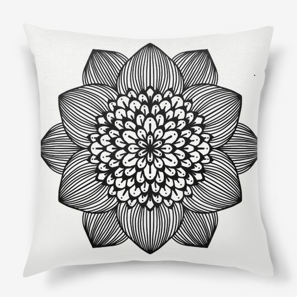 Подушка &laquo;Черно-белый геометрический цветок мандала&raquo;