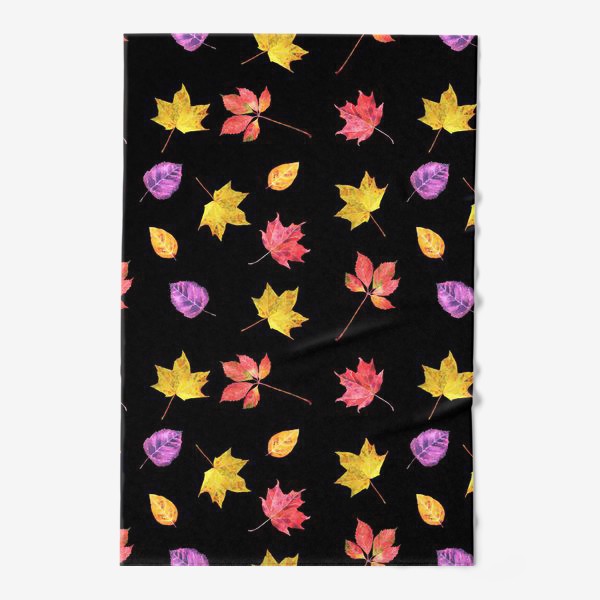 Полотенце «Золотая осень, разноцветные осенние листья, акварельный паттерн на темном фоне»