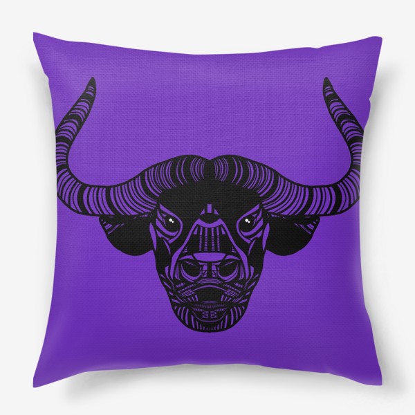 Подушка «Символ 2021 года - брутальный бык на фиолетовом фоне»