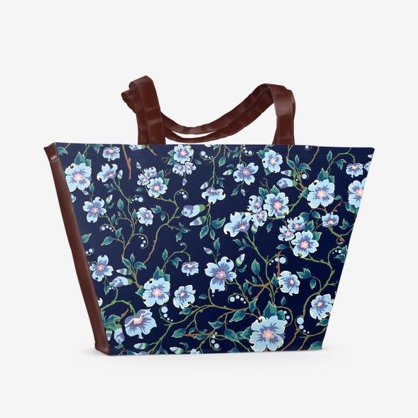 Пляжная сумка «Паттерн. Голубые цветочки на темном фоне. »