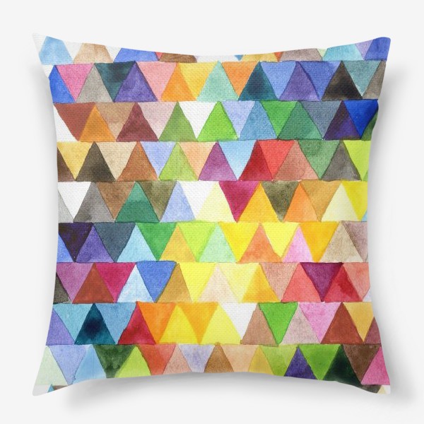 Подушка &laquo;Разноцветные треугольники&raquo;