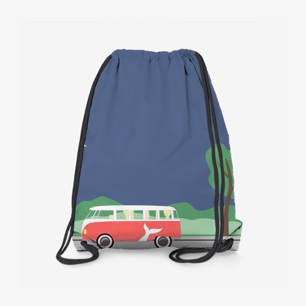 Рюкзак «Винтажный автобус на дороге весной, дерево, зелень и луна»