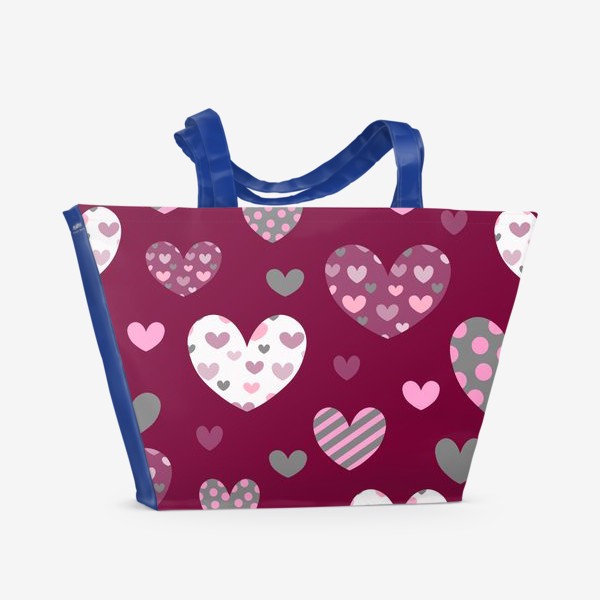 Пляжная сумка «Сердца на бордовом фоне»
