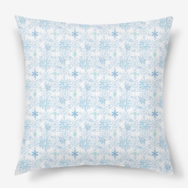 Подушка «Голубые снежинки»