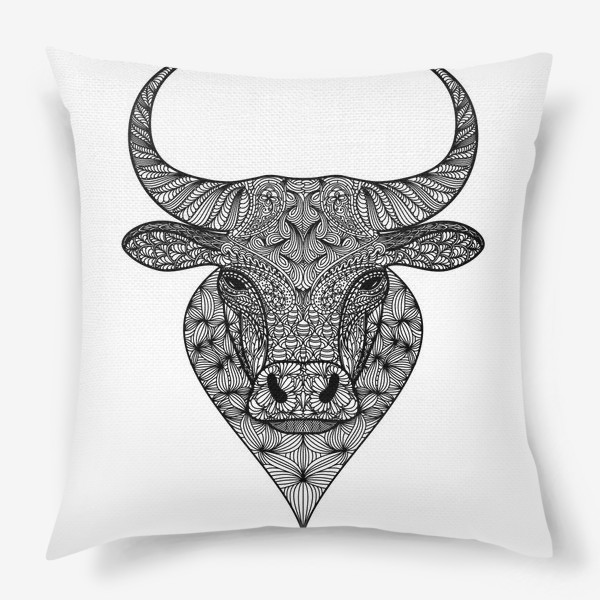Подушка «Узорчатая голова быка. Рисунок быка с этническим орнаментом. Серьезное, брутальное, невозмутимое выражение лица»