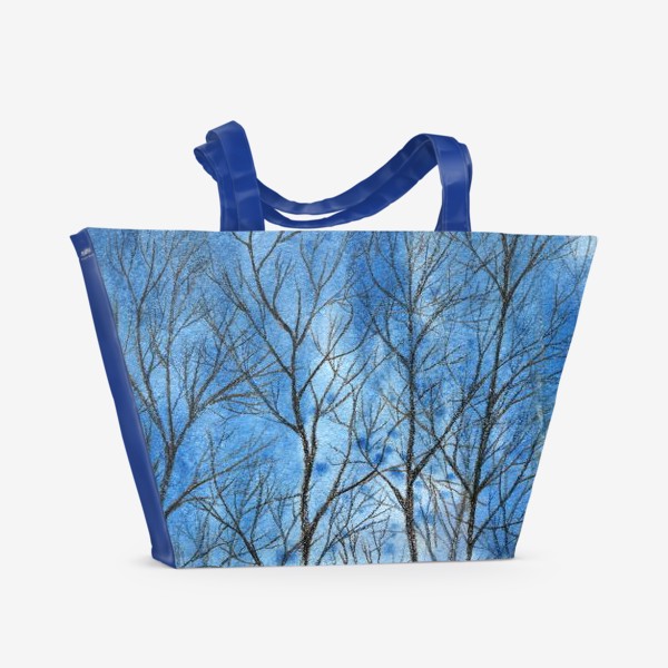 Пляжная сумка &laquo;силуэты деревьев на фоне синего неба, голые деревья&raquo;